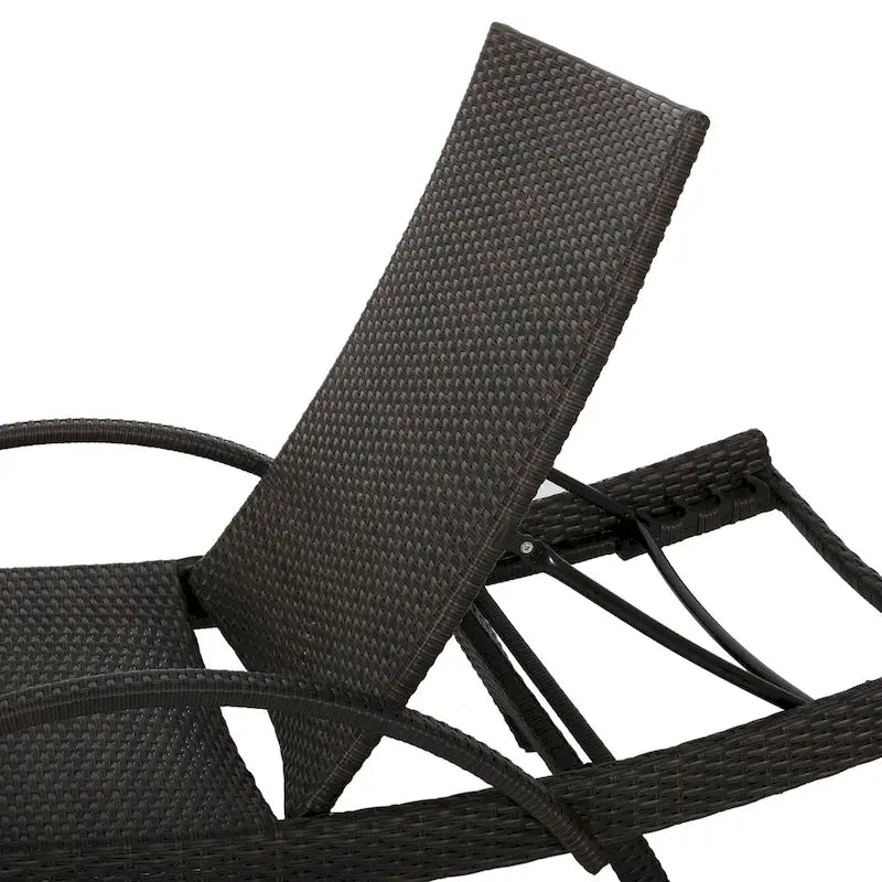 Roomfitters PE Wicker Chaise Lounge with Arm for Outdoor Relaxation, Adjustable Backrest, Stylish Patio Furniture
