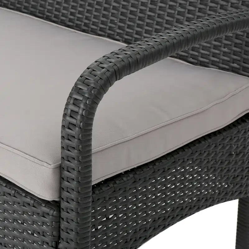 Cordoba Outdoor Wicker 4-piece Conversation Set with Cushions by Christopher Knight Home